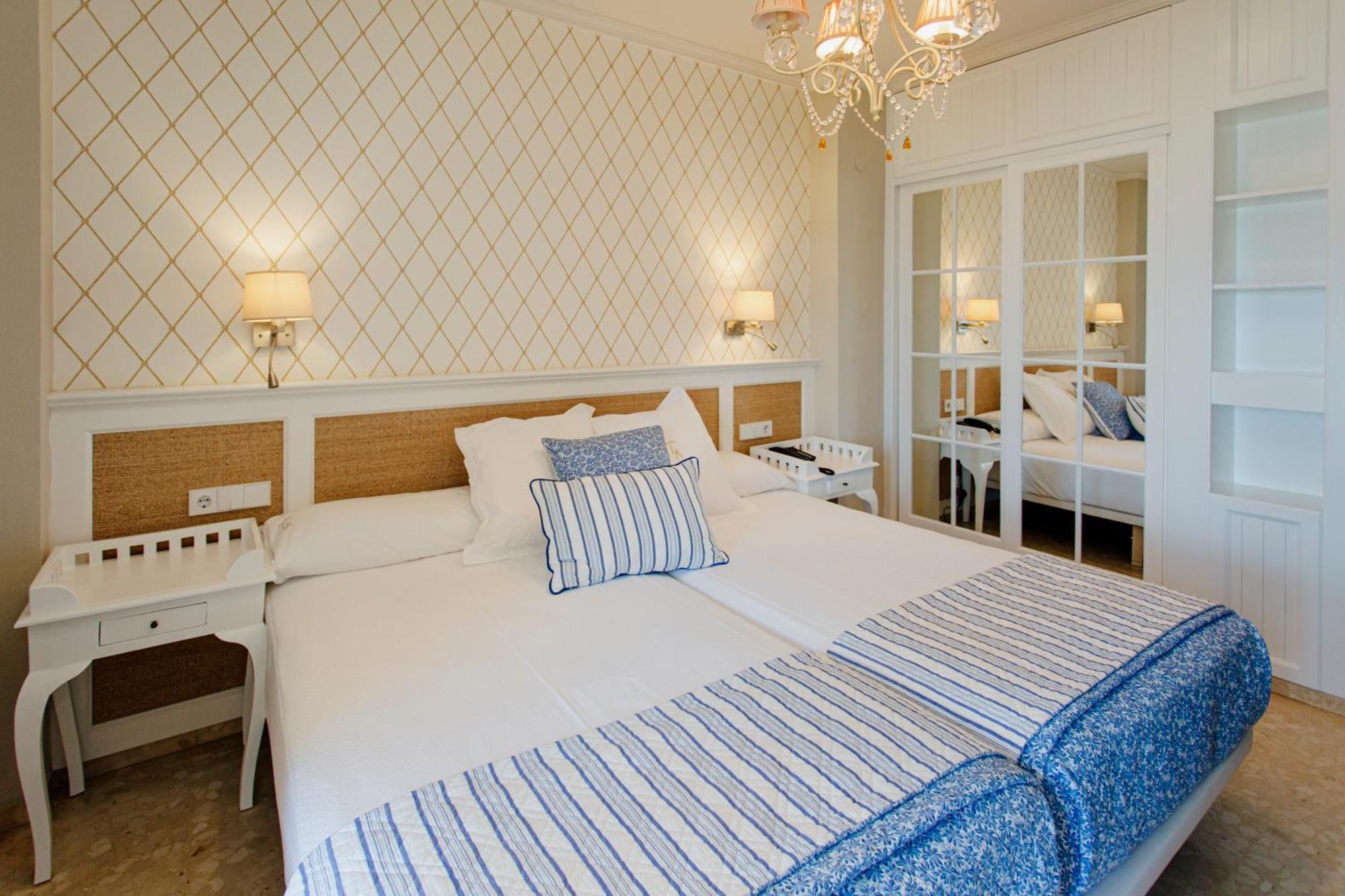 Hotel Los Angeles เดเนีย ห้อง รูปภาพ
