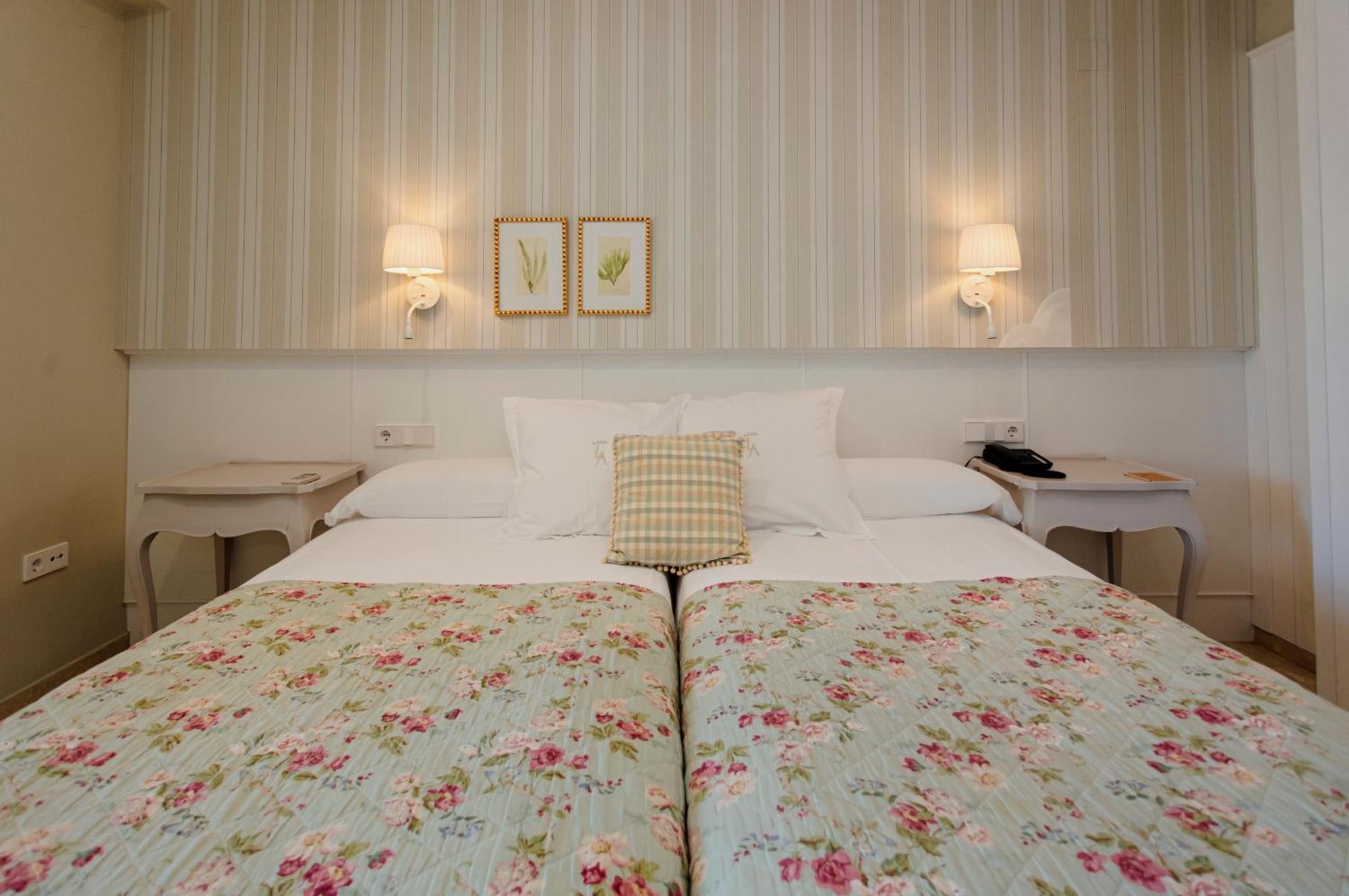 Hotel Los Angeles เดเนีย ห้อง รูปภาพ